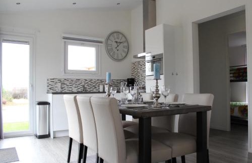 Gasthuis House | Holiday Home Bemelen near Nature Reserve