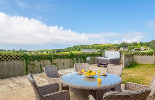 Mynytho House | Holiday Home Beudy'r Catsell by Interhome