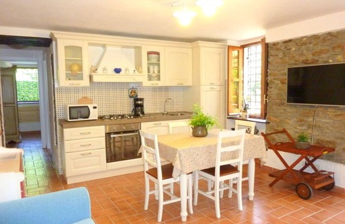 Strettoia Apartment | Holiday home Biancospino