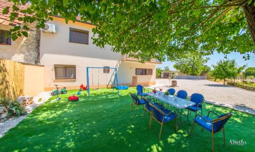 Ljubuski House | Holiday Home Blaz