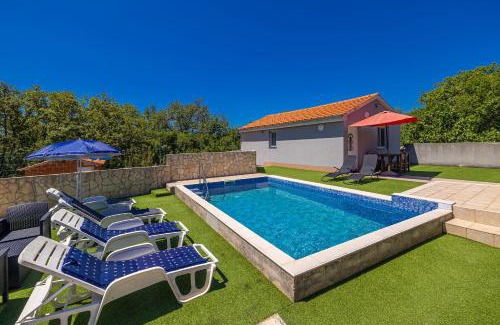 Linardici House | Holiday Home Boro