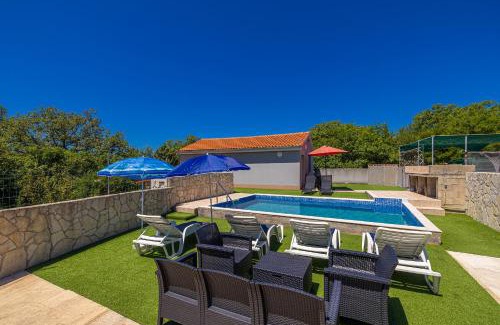 Linardici House | Holiday Home Boro