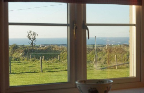 Garn Fadryn House | Holiday Home Brandy by Interhome