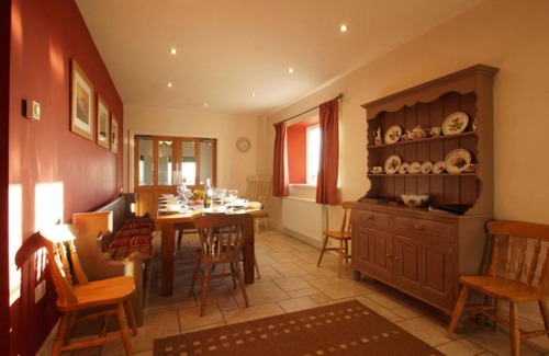 Garn Fadryn House | Holiday Home Brandy by Interhome
