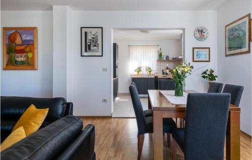 Rogocana House | Holiday Home Breg Ivanovci Iv