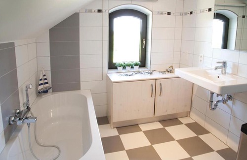 Buellingen House | Holiday home Büllingen with a Fireplace 195
