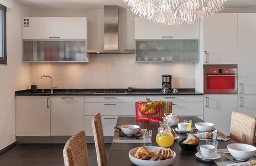 Porto Moniz House | Holiday Home by the Sea, Pipas do Avô - Seixal