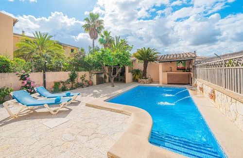 Consell House | Holiday Home "C'an Crespí" with Private Pool & Wi-Fi