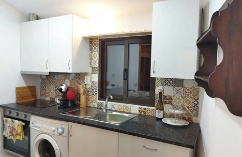 Sao Pedro do Sul House | Holiday Home 'Casa Das Moitinhas' with Mountain View, Private Terrace and Wi-Fi