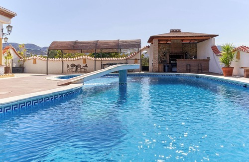 Motril House | Holiday Home 'Cabrera' with Sea View, Private Pool and Wi-Fi