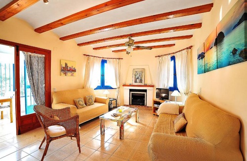 El Tesoro House | Holiday Home Carmen by Interhome
