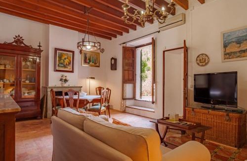 Petra House | Holiday Home Cas Moliner by Interhome