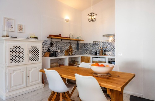 Crestatx House | Holiday Home 'Casa Familia' with Private Pool, Wi-Fi and Air Conditioning
