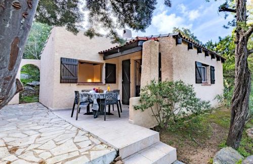 Santa Giulia House | Holiday Home Casa Folaca by Interhome