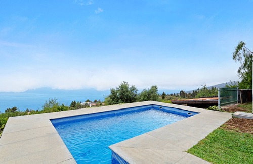 Tijarafe House | Holiday Home 'Casa Serradero' with Sea View, Private Pool and Wi-Fi
