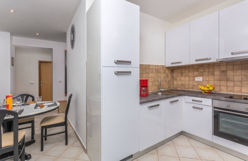 Rakalj House | Holiday Home CasaVida heated pool