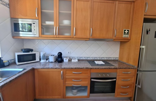 Santa Eulalia House | Holiday Home 'Charming Albufeira' with Shared Pool, Wi-Fi and Air Conditioning