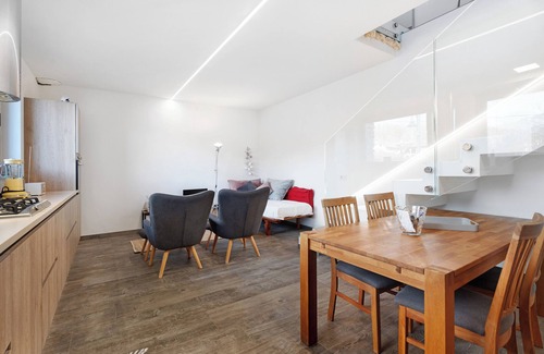 Cesara House | Holiday Home 'Charmingly Renovated Stone House' with Mountain View