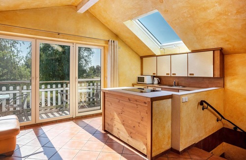 Blankenburg House | Holiday Home 'Christina' with Private Terrace, Private Garden and Wi-Fi