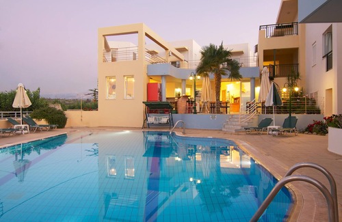 Sfakaki Apartment | Holiday home complex with pool, close to the sea, wifi | Sfakaki, Crete