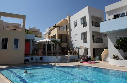 Sfakaki Apartment | Holiday home complex with pool, close to the sea, wifi | Sfakaki, Crete