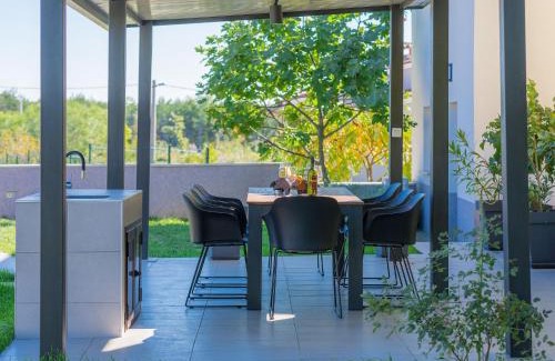 Sveta Nedelja House | Holiday Home Corina by Interhome