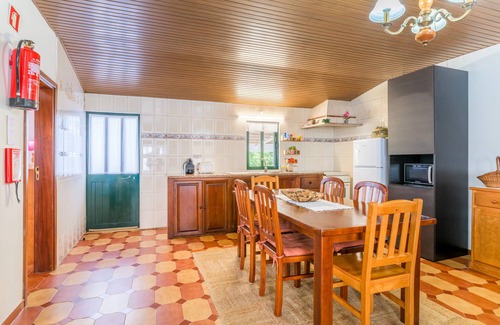 Santiago do Cacem House | Holiday Home 'Costa Vicentina' with Private Terrace, Private Garden and Wi-Fi