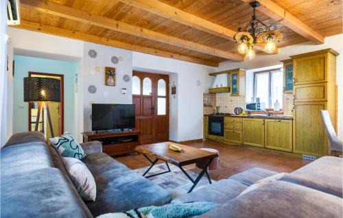 Rakalj House | Holiday Home Dalmatinska Croatia