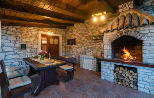 Rakalj House | Holiday Home Dalmatinska Croatia
