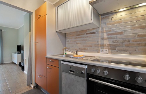 Norderhafen House | Holiday home "Deichkönig" directly in the spa centre, private terrace and WLAN