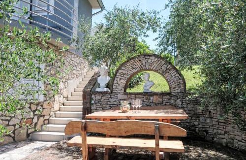Krsan House | Holiday Home Diana by Interhome