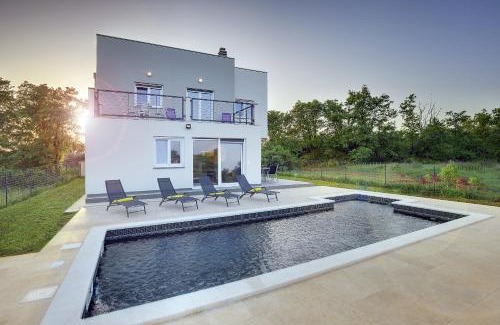 Marcana House | Holiday Home Dvori