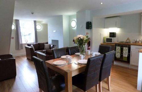 Rhyd-y-clafdy House | Holiday Home Dwy by Interhome