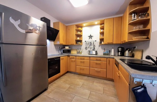 Ammeldingen bei Neuerburg House | Holiday Home 'Eifel Atrium' with Private Terrace and Wi-Fi