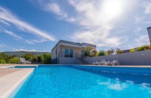 Blagaj House | Holiday Home Endless Summer