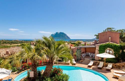 Porto San Paolo House | Holiday Home Erica 21 - Vista Village by Interhome