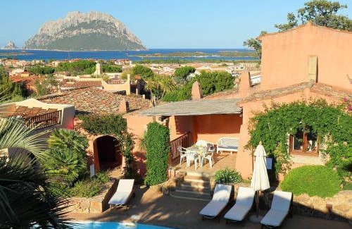 Porto San Paolo House | Holiday Home Erica 22 - Vista Village by Interhome