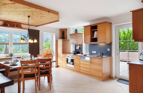 Oetz House | Holiday Home 'Ferienhaus Plattner' with Mountain View, Private Terrace and Wi-Fi