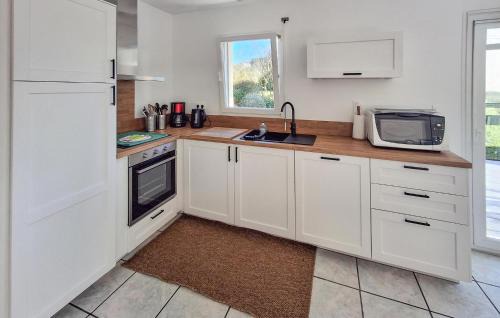 Plouguerneau House | Holiday Home Fleurac P-697