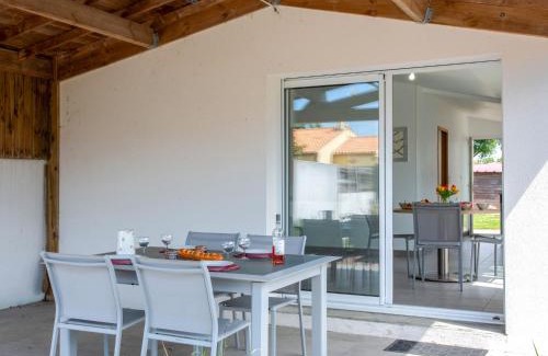 La Bernerie-en-Retz House | Holiday Home L'Effet Mer by Interhome