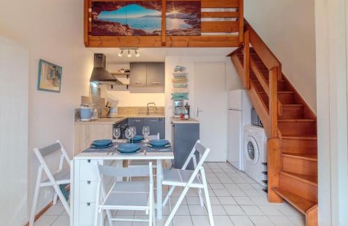 Saint-Palais-sur-Mer House | Holiday Home Bois Soleil by Interhome