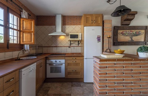Frigiliana House | Holiday Home "Fuente Luz Cottage" with Mountain View, Pool, Wi-Fi, Terrace & Garden