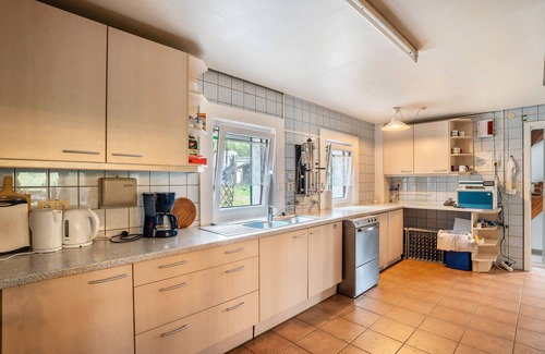 Zieflesberg House | Holiday Home 'Gaistal 32' with Mountain View, Private Terrace and Wi-Fi