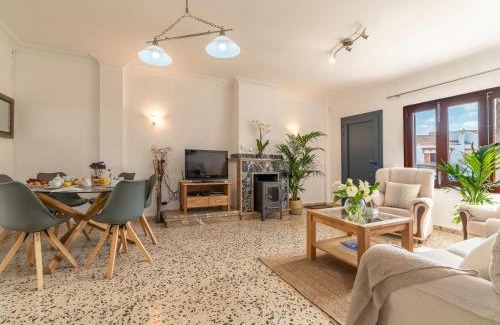 es Bacares House | Holiday Home Gambaner by Interhome