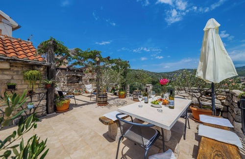Marina House | Holiday home Ganče * quiet location, large terrace with BBQ, free WiFi