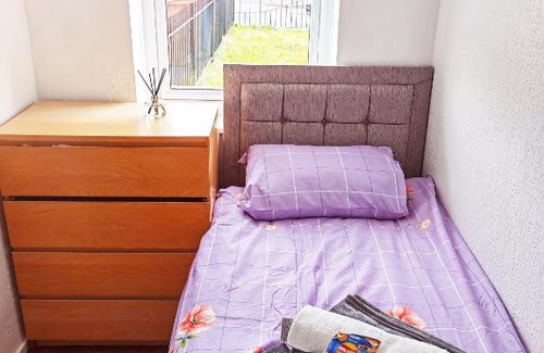 Chorlton-on-Medlock House | holiday home