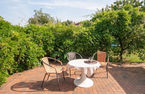 Templin House | Holiday Home 'Grün' with Shared Terrace and Wi-Fi