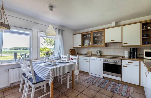 Stangheck House | Holiday Home 'Hansen' with Nature View, Garden & Wi-Fi