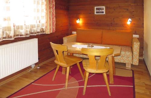 Kaltenbach House | Holiday Home Hexenhäusl by Interhome