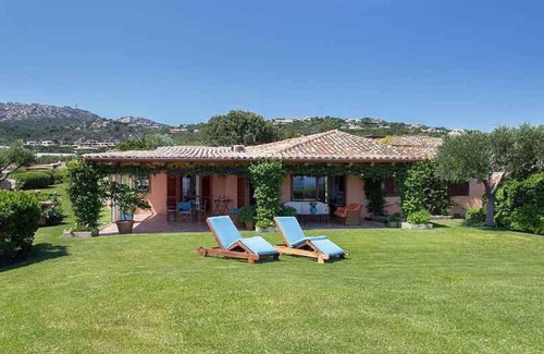 Abbiadori House | Holiday home in Arzachena 34319
